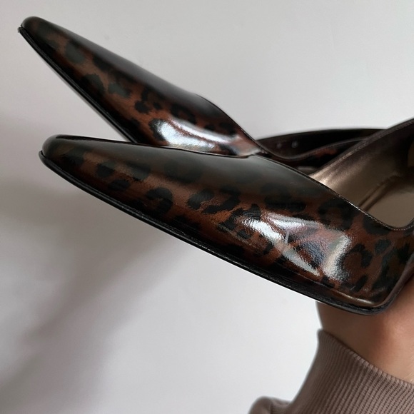 Stuart Weitzman Leopard Patent Leather Stiletto Pointy Toe Pumps - Picture 13 of 14